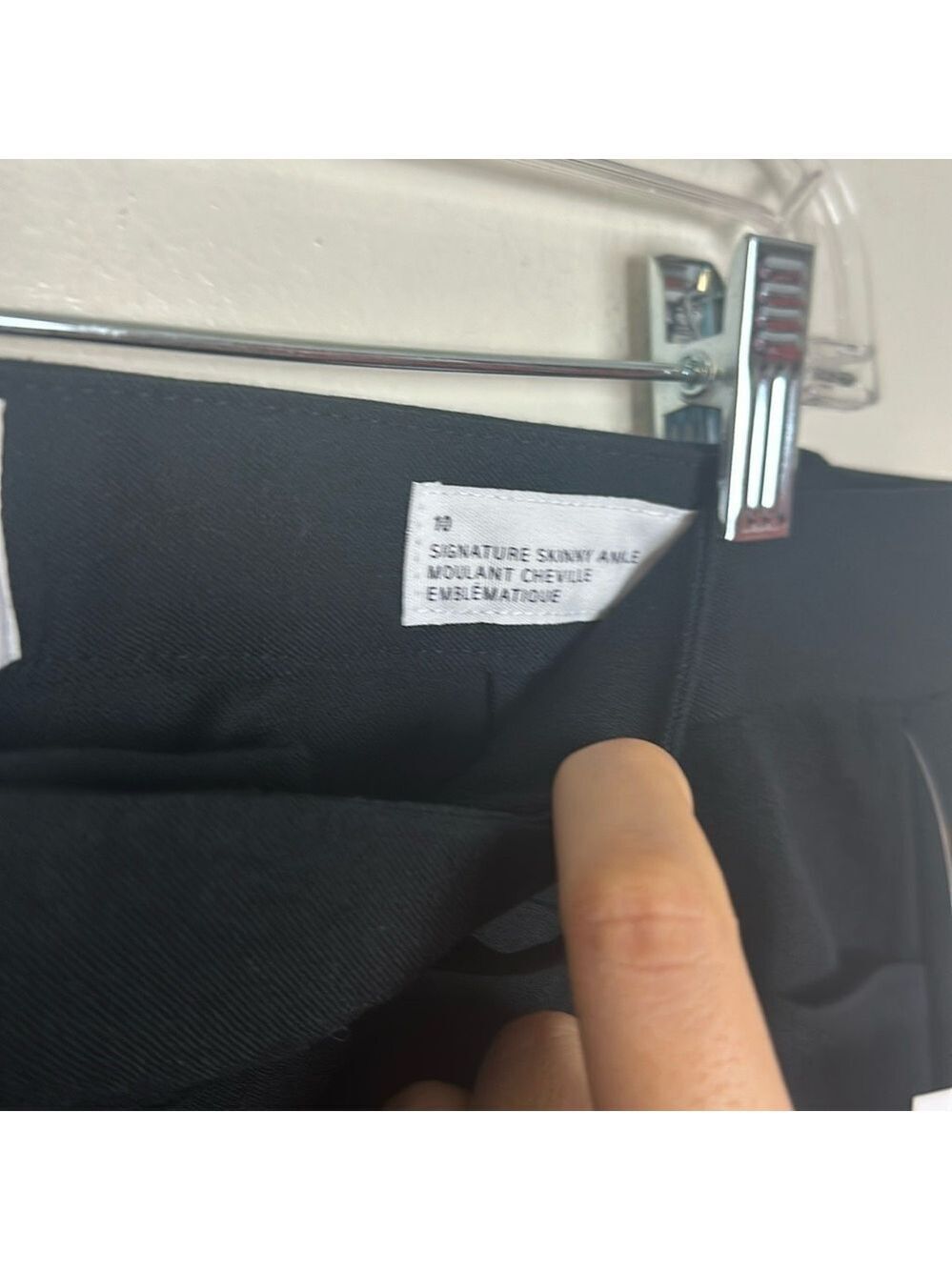 Gap Signature Skinny Ankle Mid Rise Black Trouser Pants in Bi-Stretch Weave - Picture 13 of 15